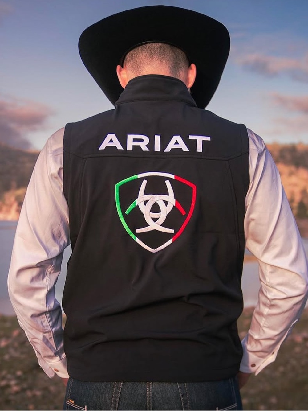 Ariat men’s vest